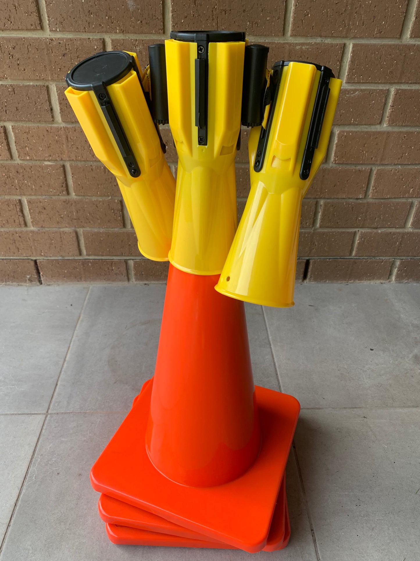 Electricians work area cordon/barrier safety cone topper kit - Meter Depot